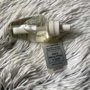 White Eucalyptus & Sage Wallflower